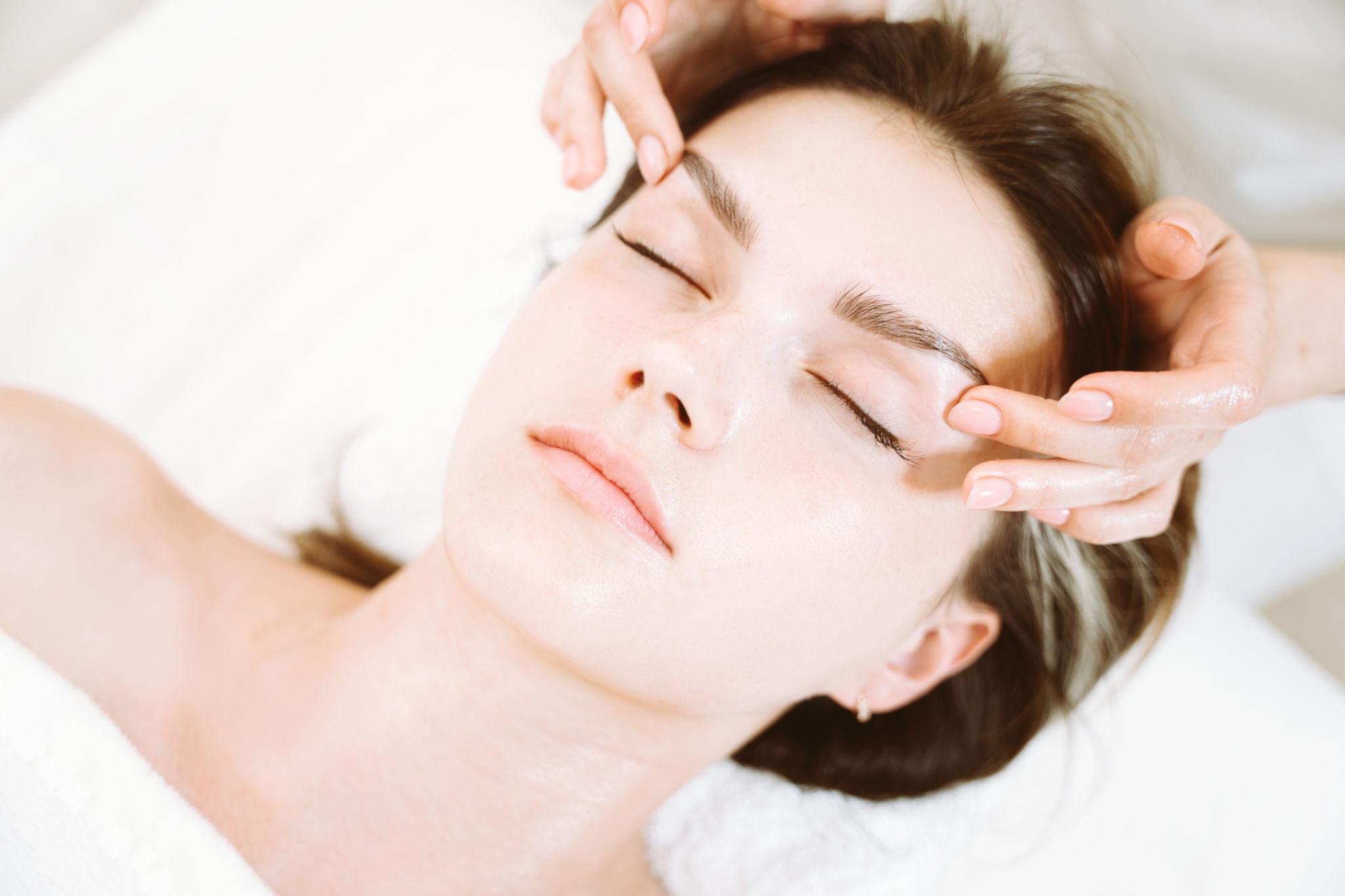 What Is Lymphatic Drainage Massage? Benefits and How It Works